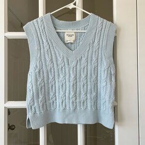 Abercrombie & Fitch Women's Blue Cable Knit Sweater Vest Small
